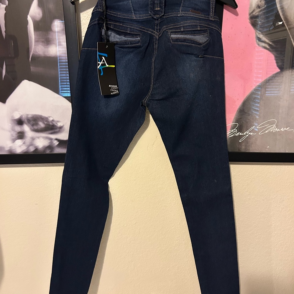 Blue High Rise Stretch Denim Jeans - Picture 3 of 4